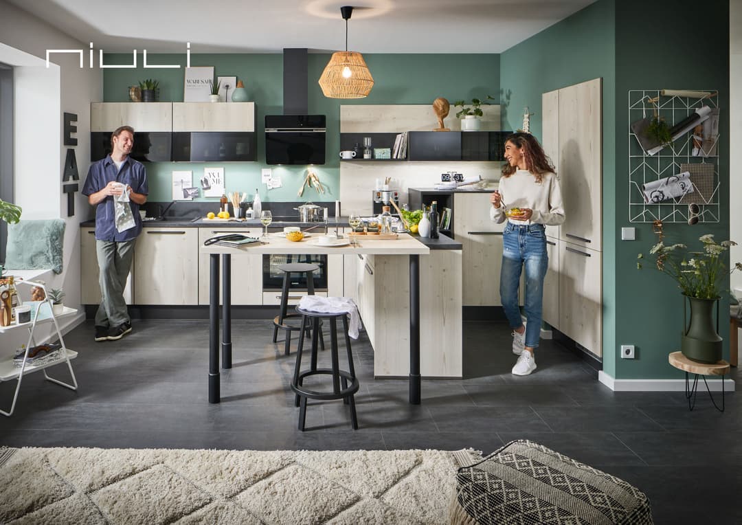 PN100 | 679 Whitewashed Spruce