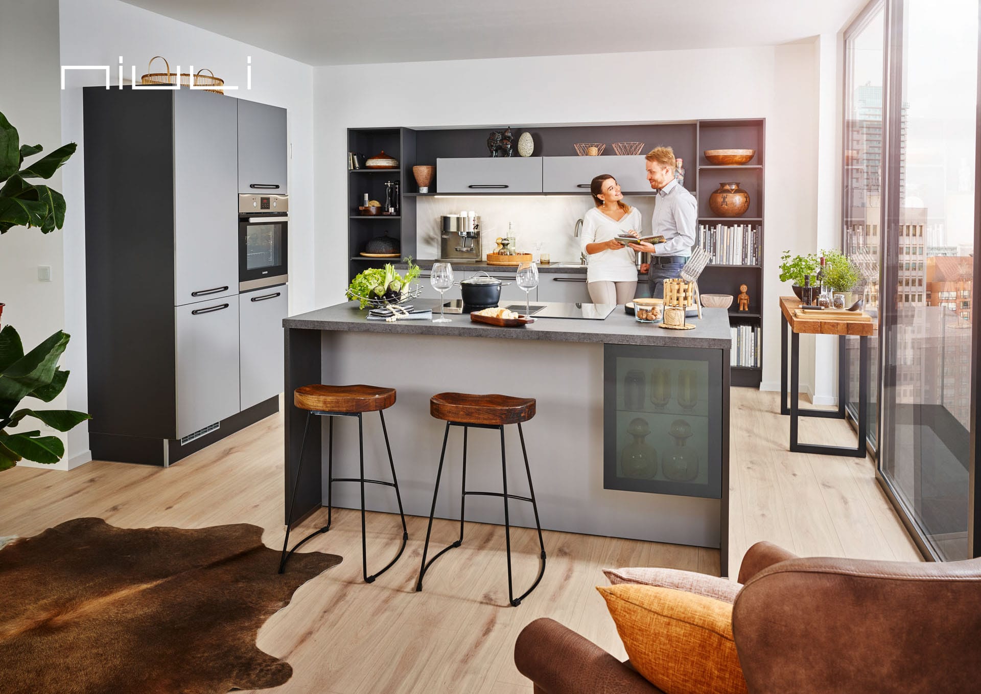 PN200 | 675 Agate Grey